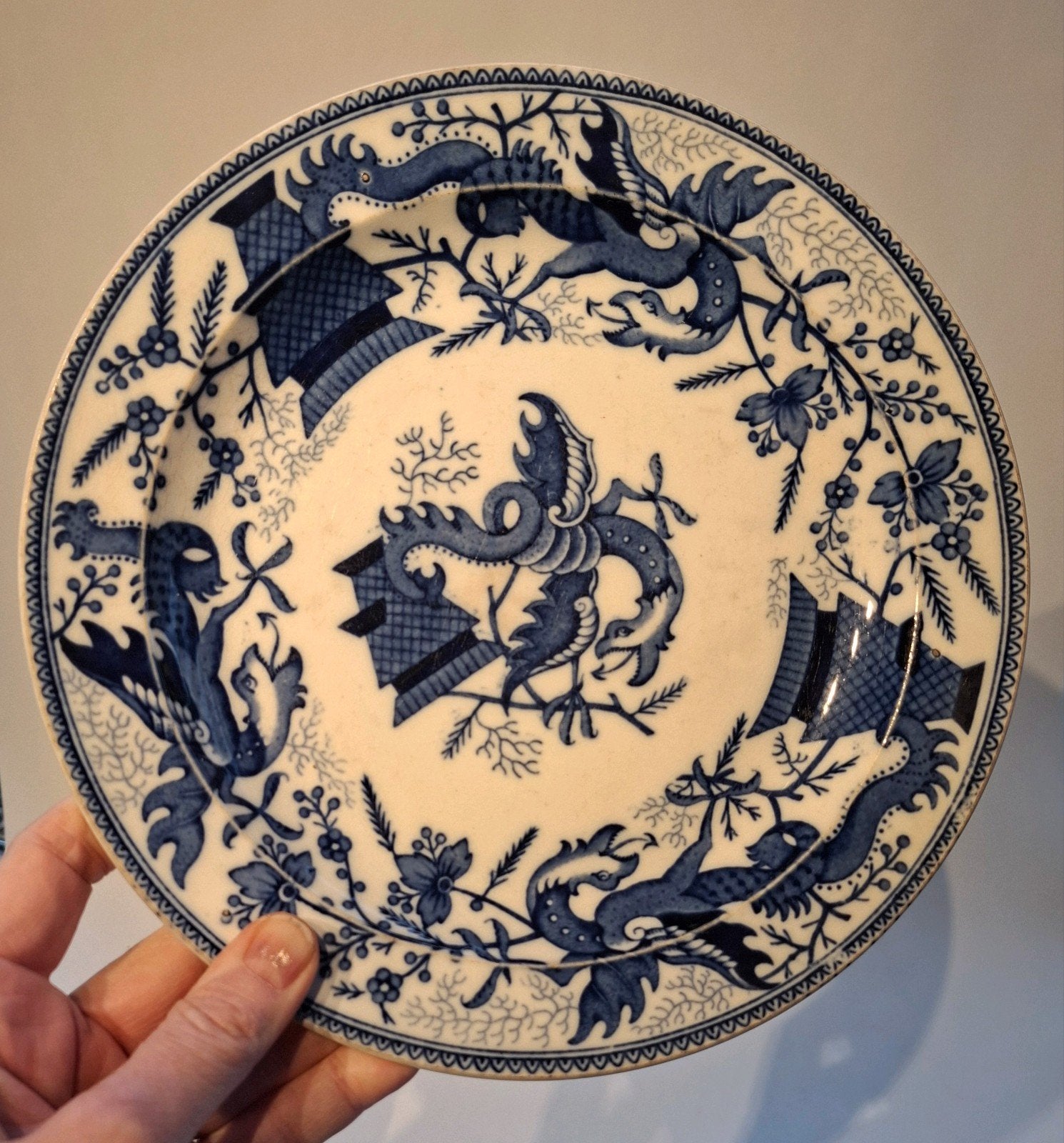 Antiek "Dragon" Bord van Petrus Regout, Ophalen of Verzenden