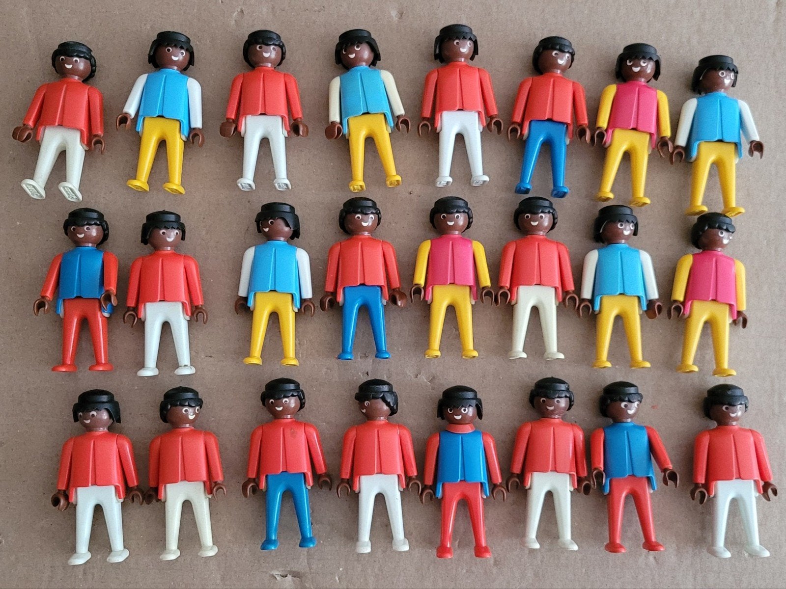 24 oude bruine playmobil poppetjes, Ophalen of Verzenden, Gebruikt