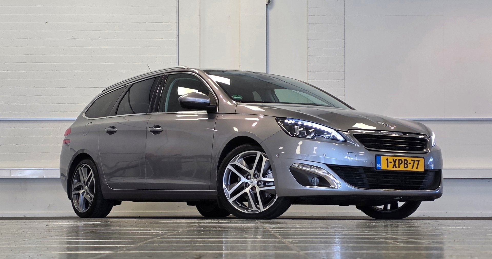 Peugeot 308 SW 1.6 THP Allure Trekhaak Massage Camera Leer 2, Euro 5, Gebruikt, 49 €/maand, Lease