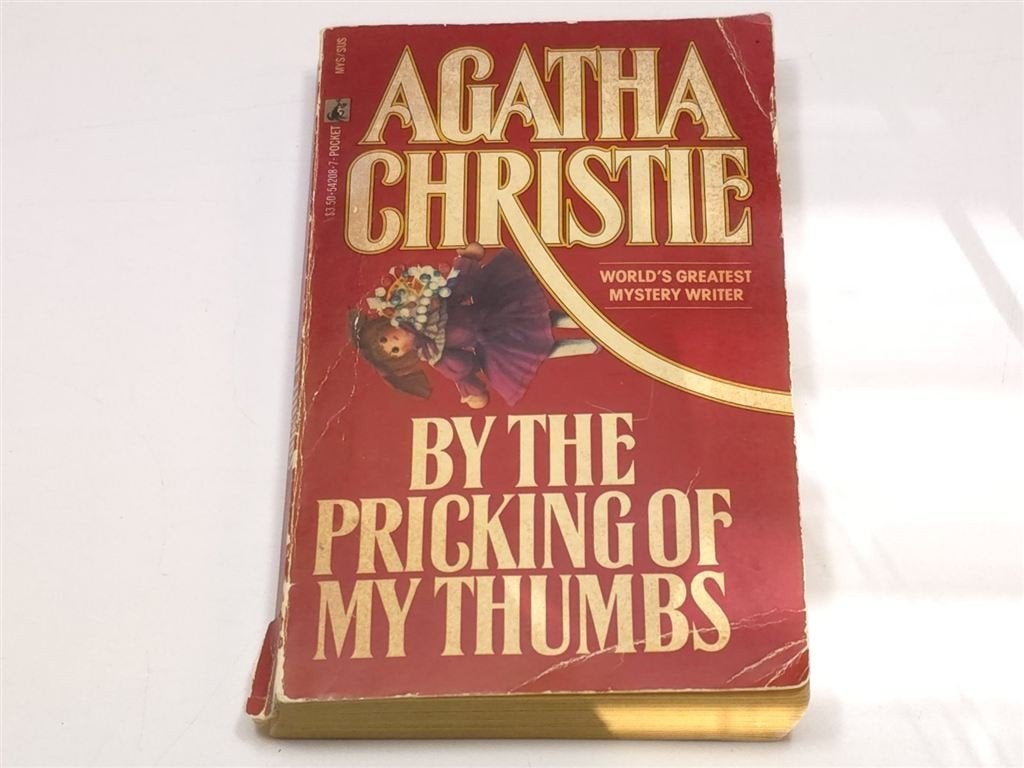 By the Pricking of My Thumbs — Agatha Christie 1969, Boeken, Ophalen of Verzenden, Gelezen