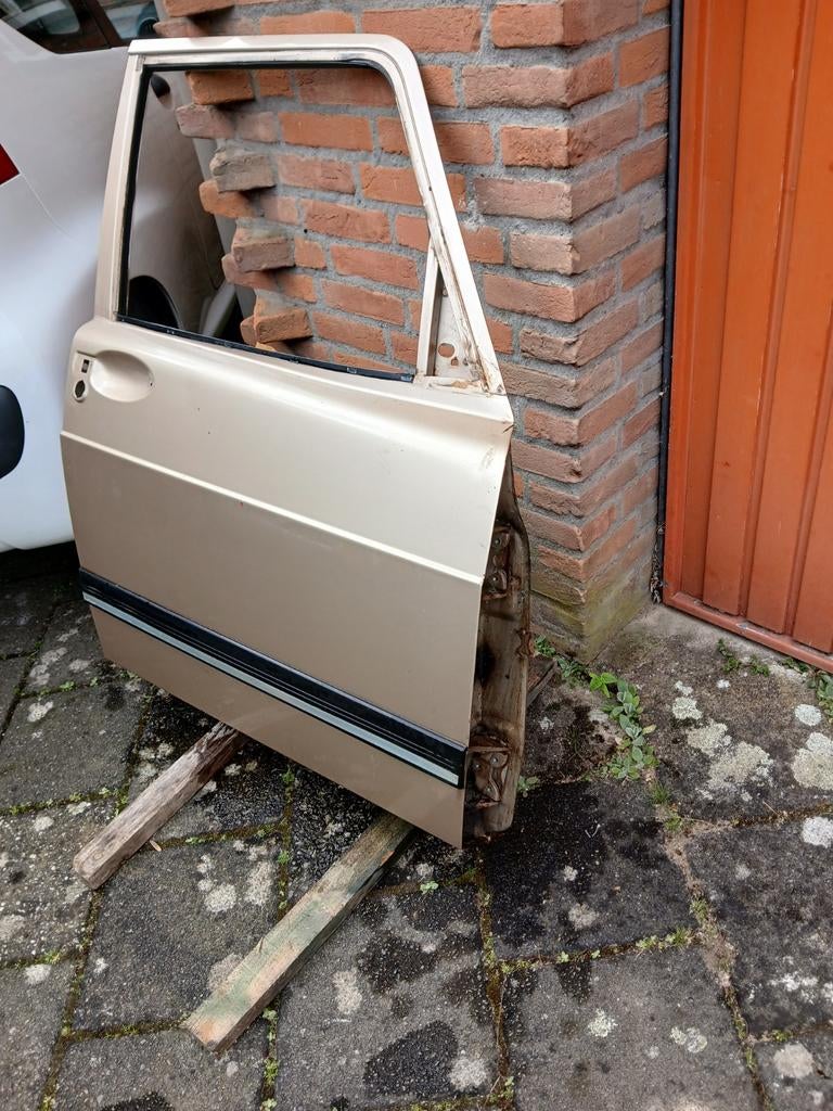 Saab 99 en 900 4-5 deurs Deuren RV & RA. Roestvrij mooie lak, Ophalen, Saab, Deur