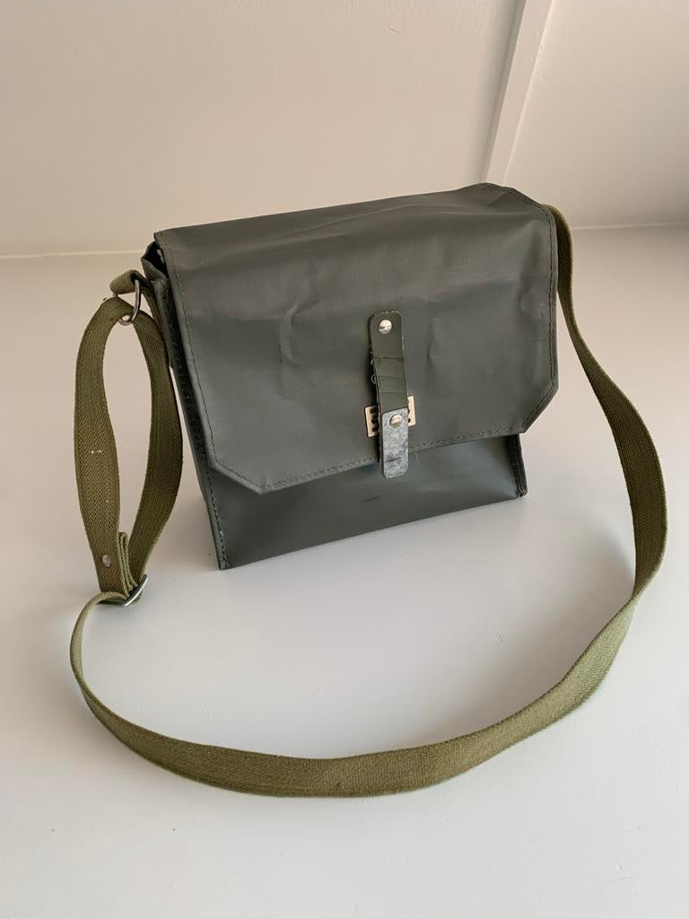 Groene Legertas - Vintage Militaire Schoudertas, Verzamelen, Militaria | Algemeen, Ophalen of Verzenden, Landmacht, Overige gebieden