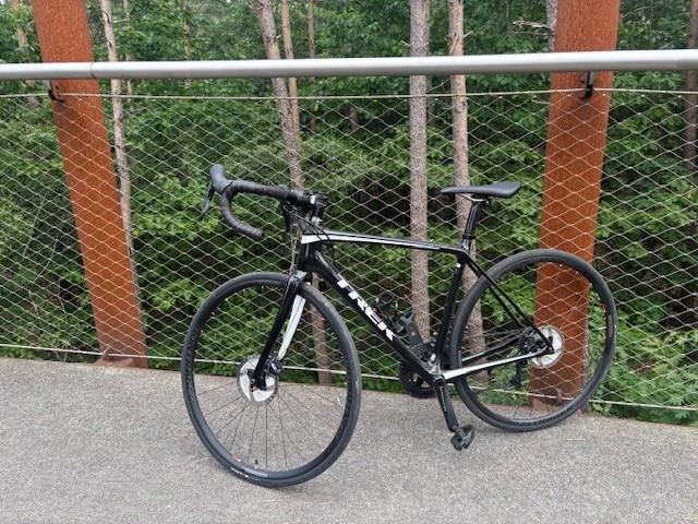 Trek Emonda SL 6 Disc
Carbon frame en aluminium velgen
Heeft, Carbon, Zo goed als nieuw, Meer dan 20 versnellingen, 53 tot 57 cm