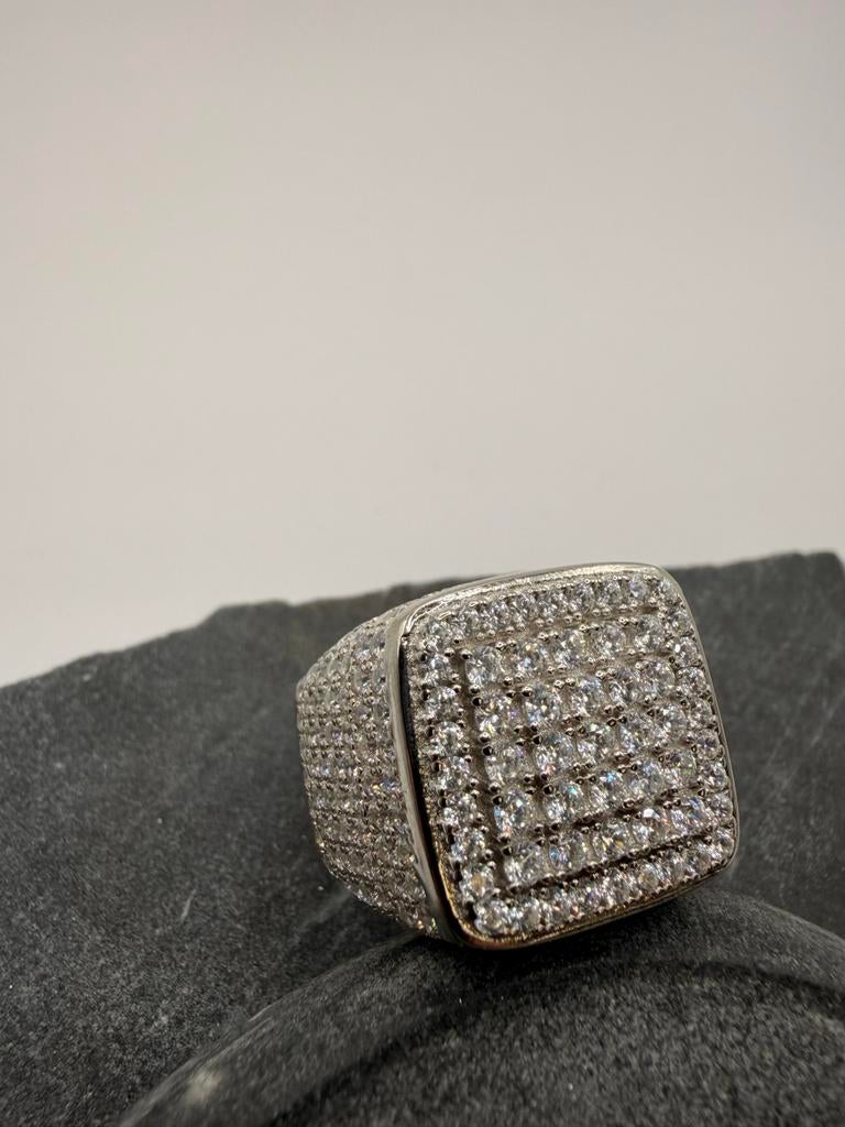 925 Zilveren Iced Ring met Zirkonia, Met kristal, 18 tot 19, Nieuw, Ophalen of Verzenden