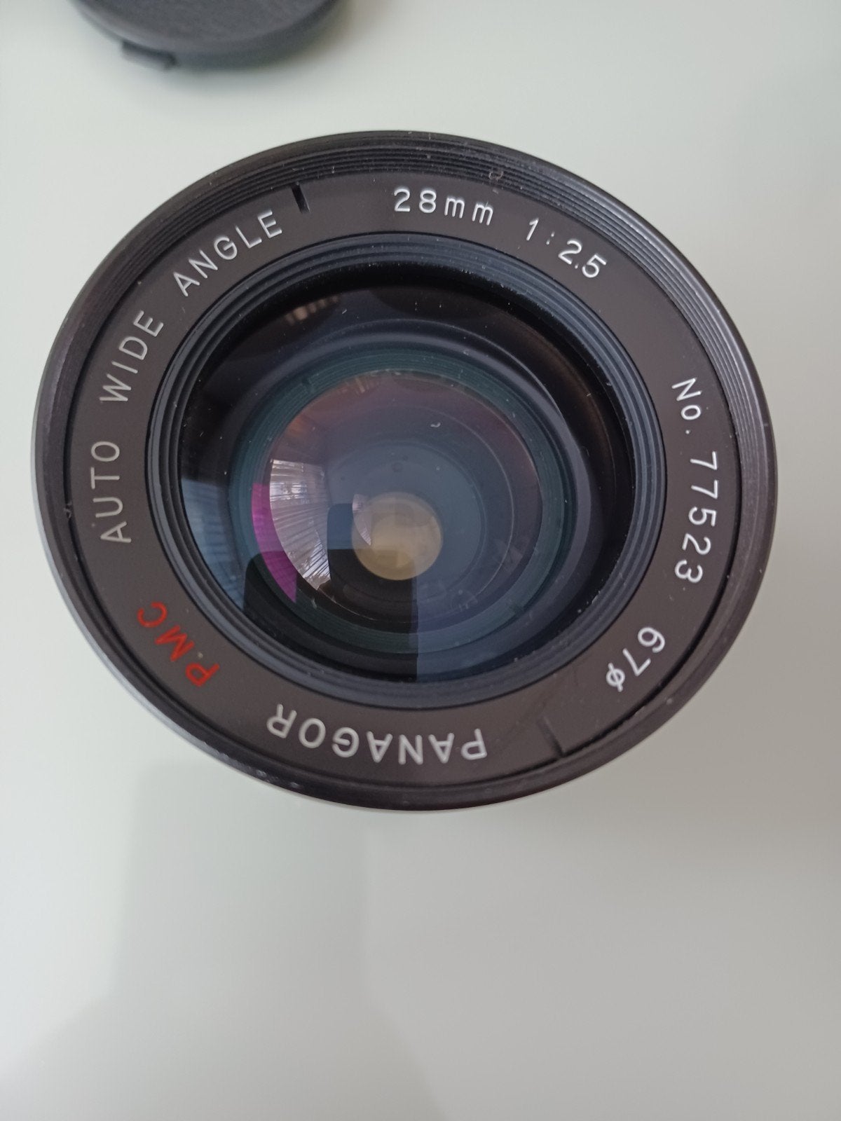 Panagor Auto Wide Angle 28mm 1:2.5 lens, Ophalen