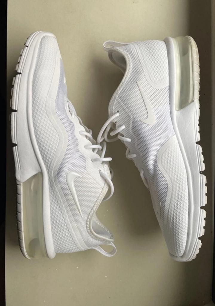 Nike Air Max Sequent 4.5 Dames Wit - Maat 42.5, Ophalen of Verzenden, Wit, Sneakers of Gympen
