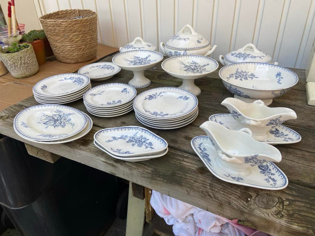 Kinderservies Petrus Regout Meibloem, Ophalen