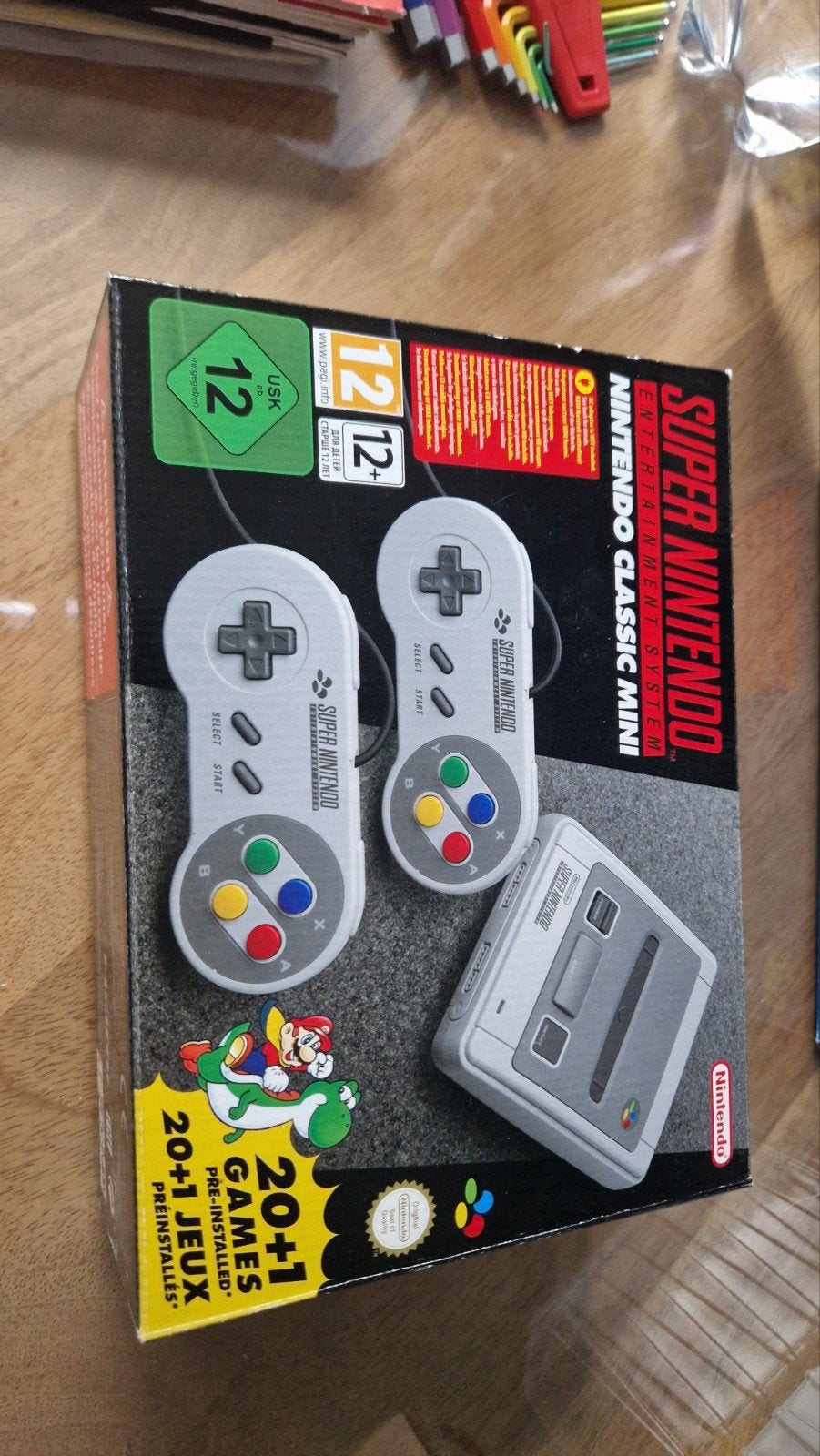 Nintendo Classic Mini SNES in originele verpakking, Spelcomputers en Games, Ophalen of Verzenden, Zo goed als nieuw, Met 2 controllers