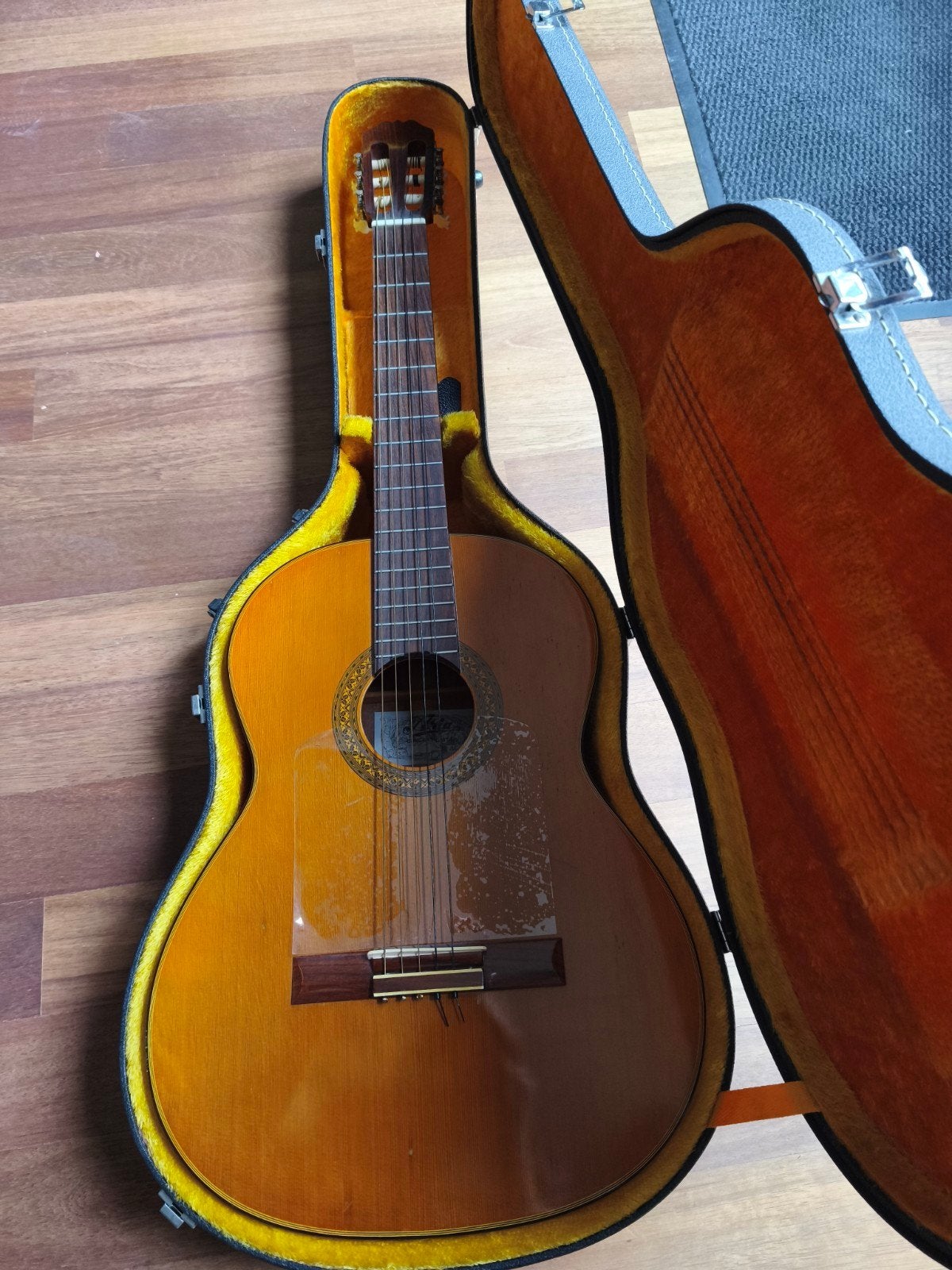 Aria klassieke gitaar AC-10 - met koffer, Ophalen, Gebruikt, Klassieke of Spaanse gitaar, Met koffer