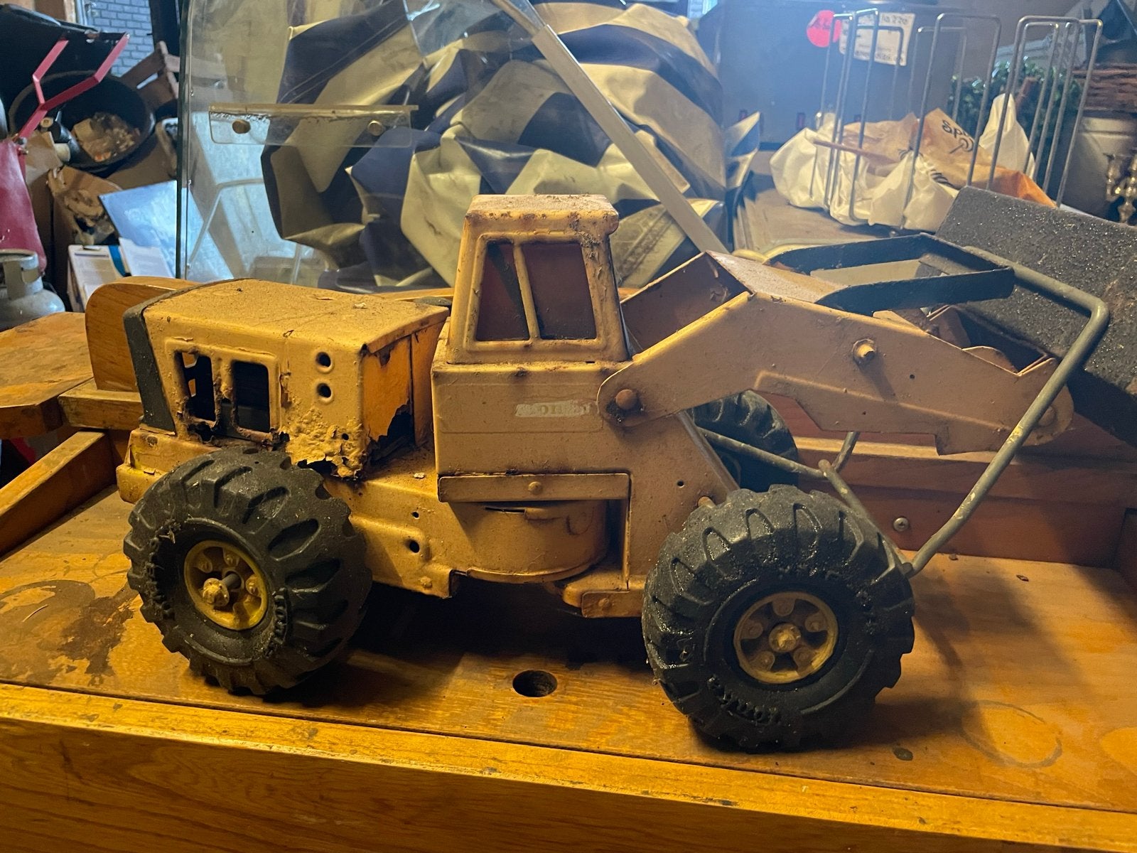 4x Vintage Tonka speelgoed – brandweerwagen, dumper & shovel, Ophalen