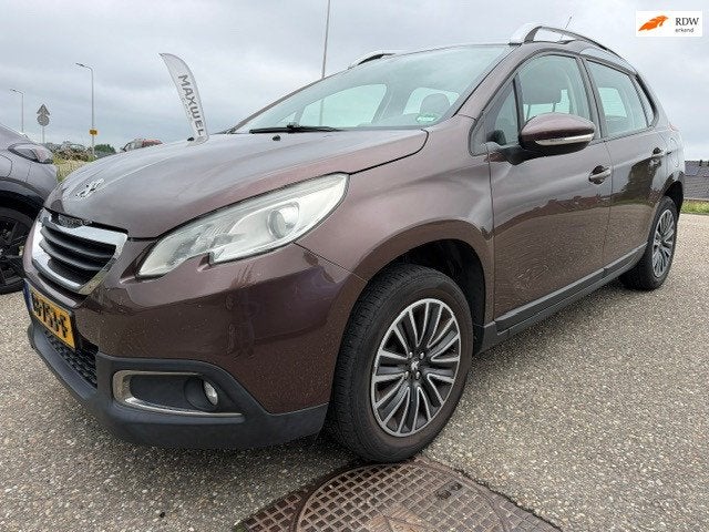 Peugeot 2008 1.2 VTi Active Navi Airco Trekhaak Parkeersenso, Voorwielaandrijving, Euro 5, 1199 cc, Bruin