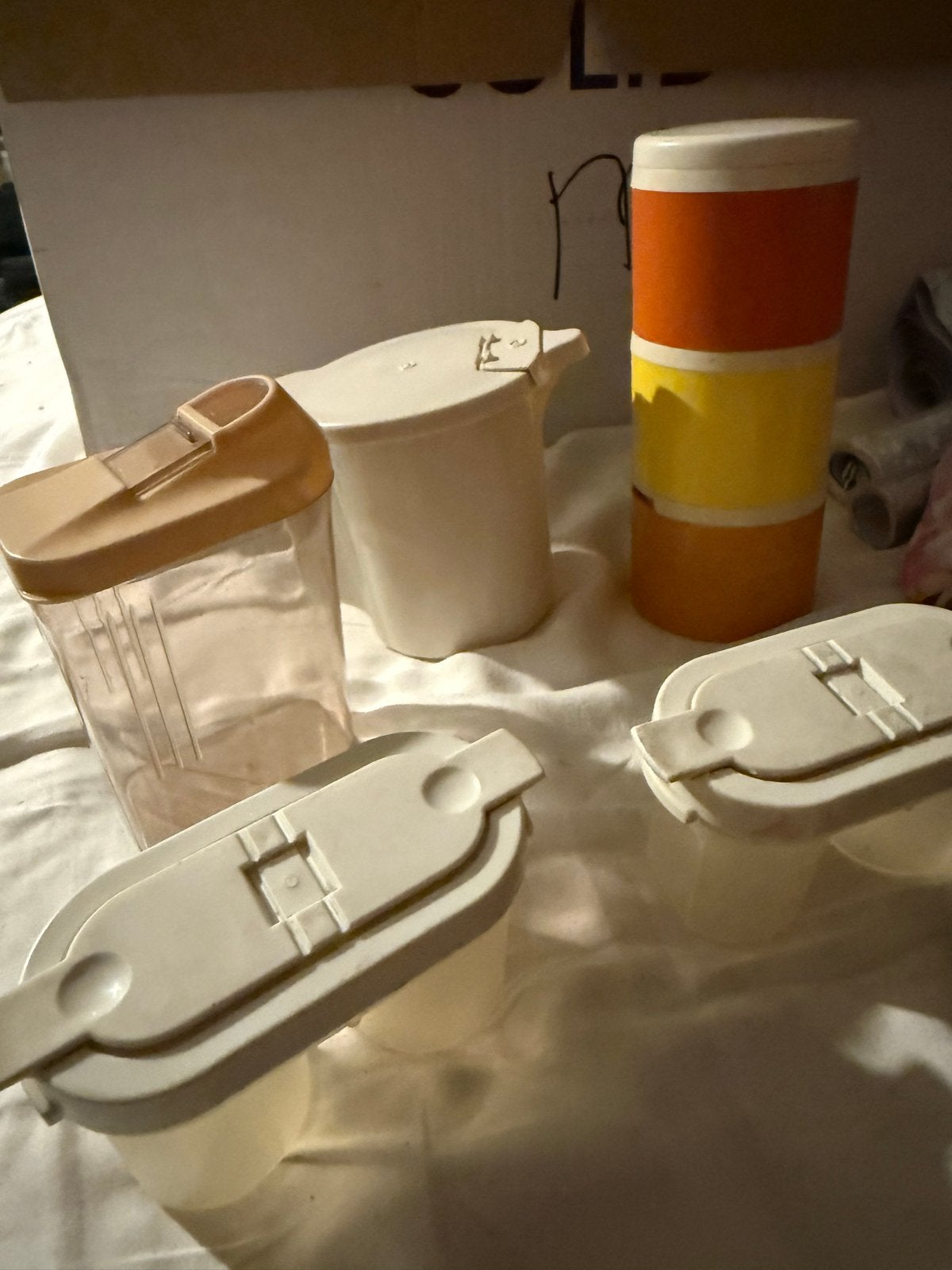 Vintage retro kruidenpotjes oa tupperware, Gebruikt, Overige kleuren, Overige typen, Ophalen of Verzenden