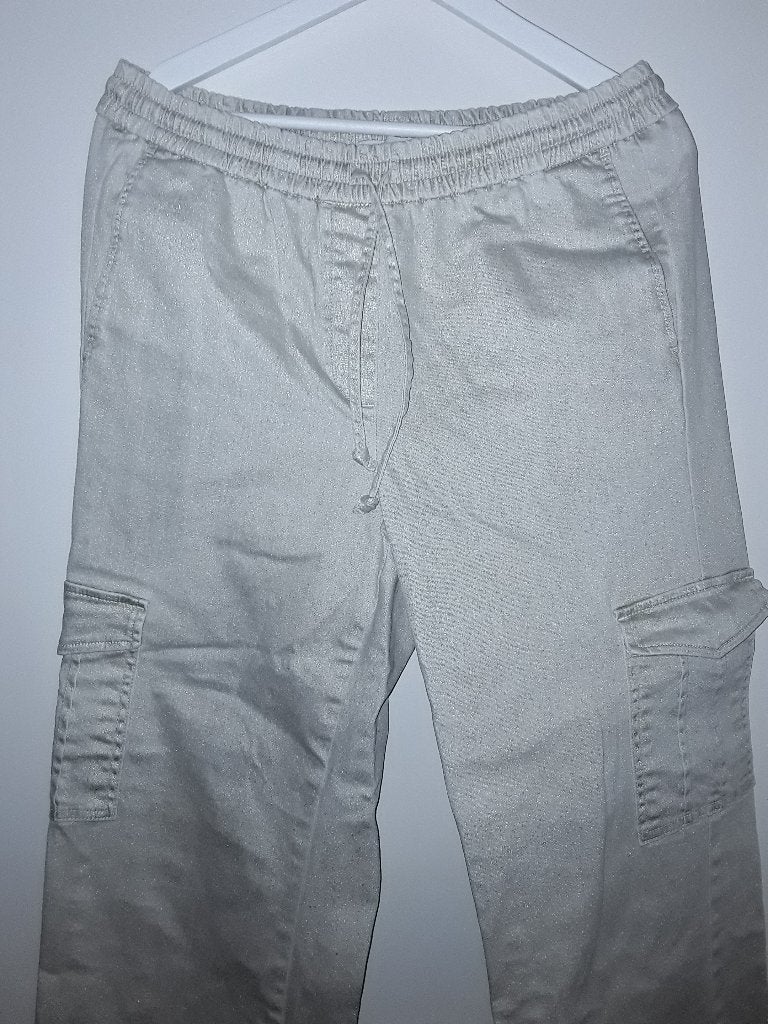 NUKUS Beige Lange Broek Met Glitters en Zakken Maat L, Kleding | Dames, Maat 38/40 (M), Beige, Ophalen of Verzenden, Zo goed als nieuw