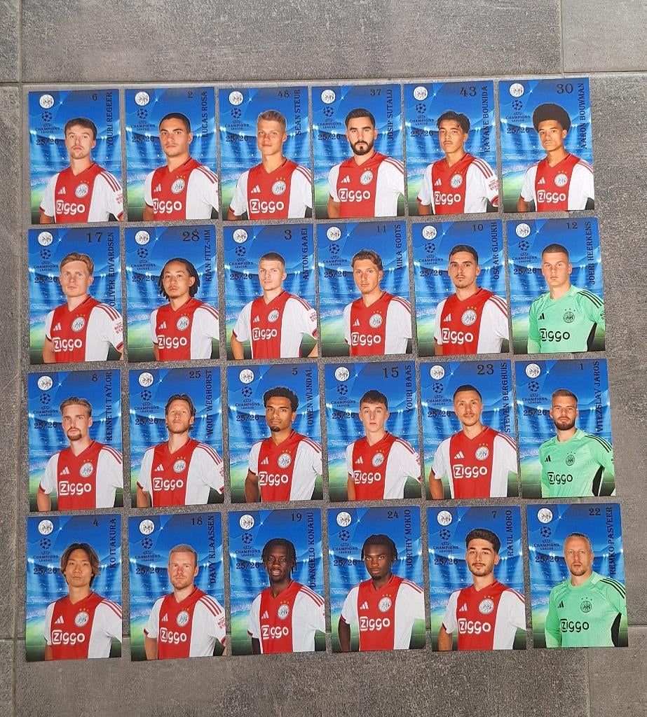 Fotoserie 24x Ajax 25/26 # Klaassen / Berghuis / Weghorst, Verzamelen, Sportartikelen en Voetbal, Ophalen of Verzenden, Nieuw