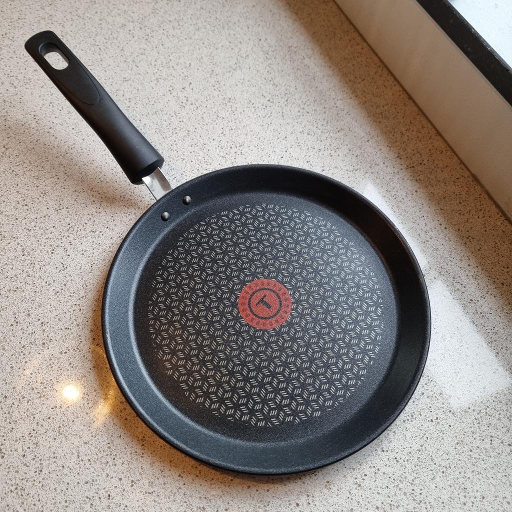 Tefal pannenkoekenpan | 26 cm, Huis en Inrichting, Keuken | Potten en Pannen, Aluminium, Ophalen of Verzenden, Zo goed als nieuw