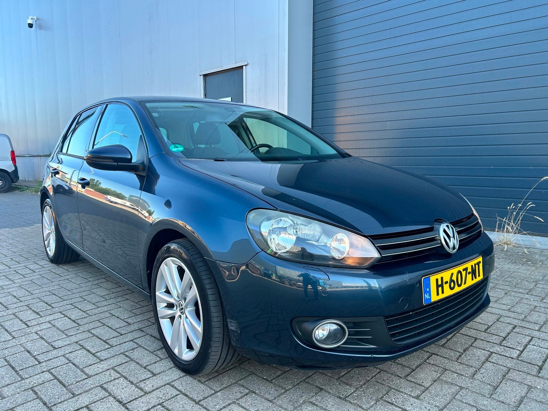 Volkswagen Golf 1.4 TSI Trendline AUT NAVI CLIMA 5DRS, Euro 5, Stof, Gebruikt, 4 cilinders