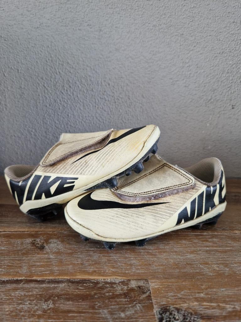 Voetbalschoenen maat 27.5 Nike Mercurial, Sport en Fitness, Voetbal, Ophalen of Verzenden, Schoenen