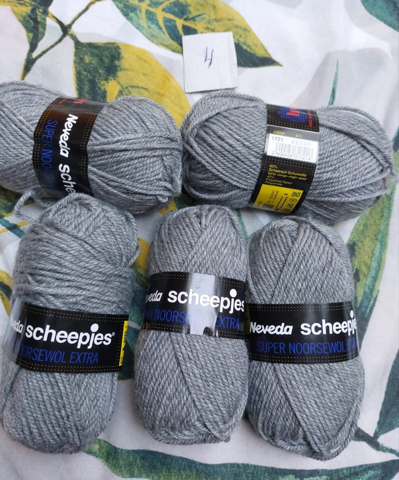 5 bollen sokkenwol grijs (Scheepjes), Ophalen of Verzenden, Nieuw, Breien of Haken, Wol of Garen