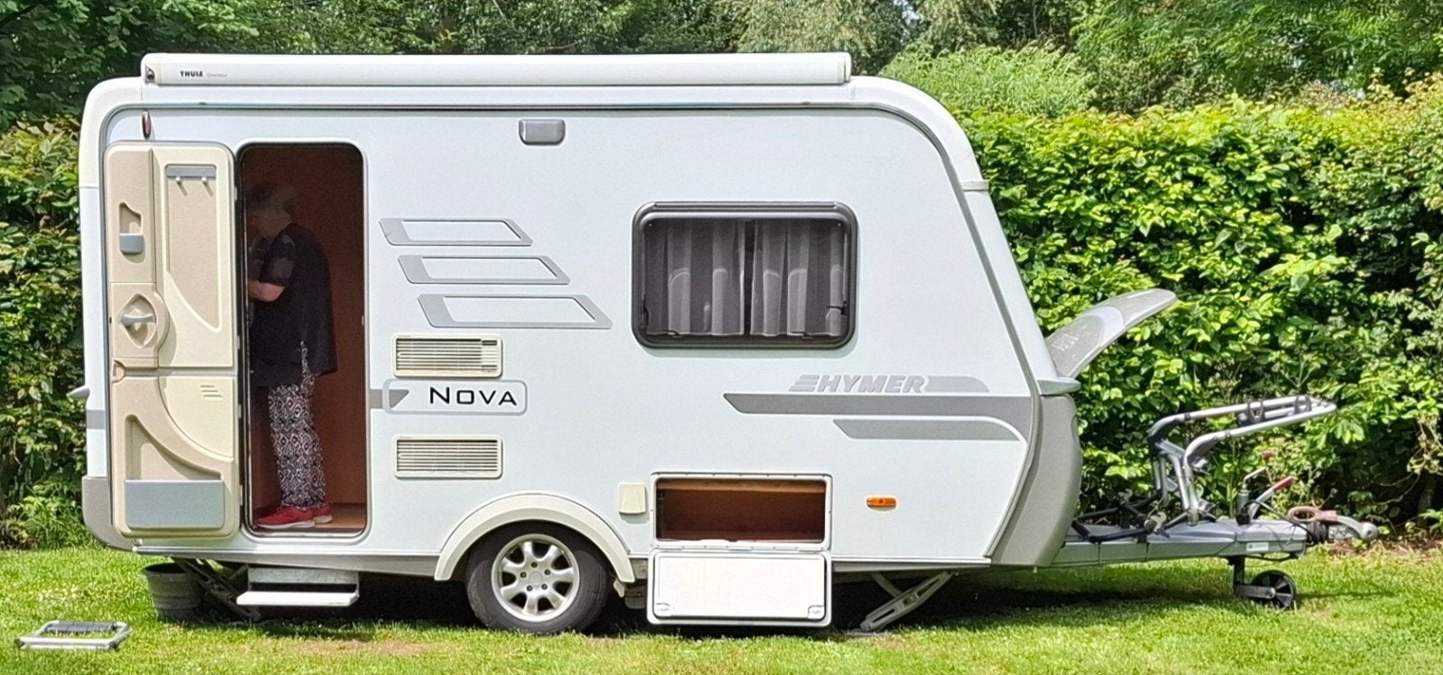 Eriba Nova 390. Alle opties. Reisklaar. Schadevrij, Standaardzit, Tot en met 2, 750 - 1000 kg, Particulier
