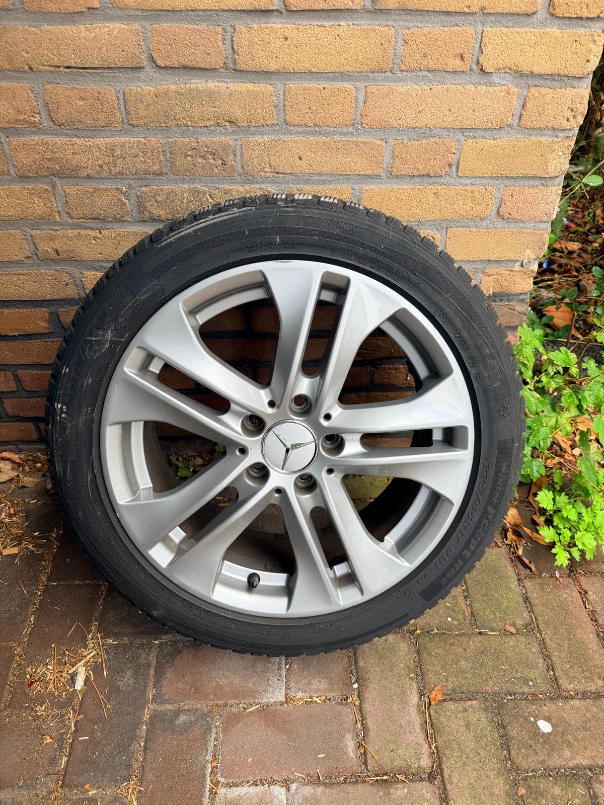 Mercedes-Benz 17 inch velgen met winterbanden, Ophalen, Gebruikt, Banden en Velgen, 17 inch