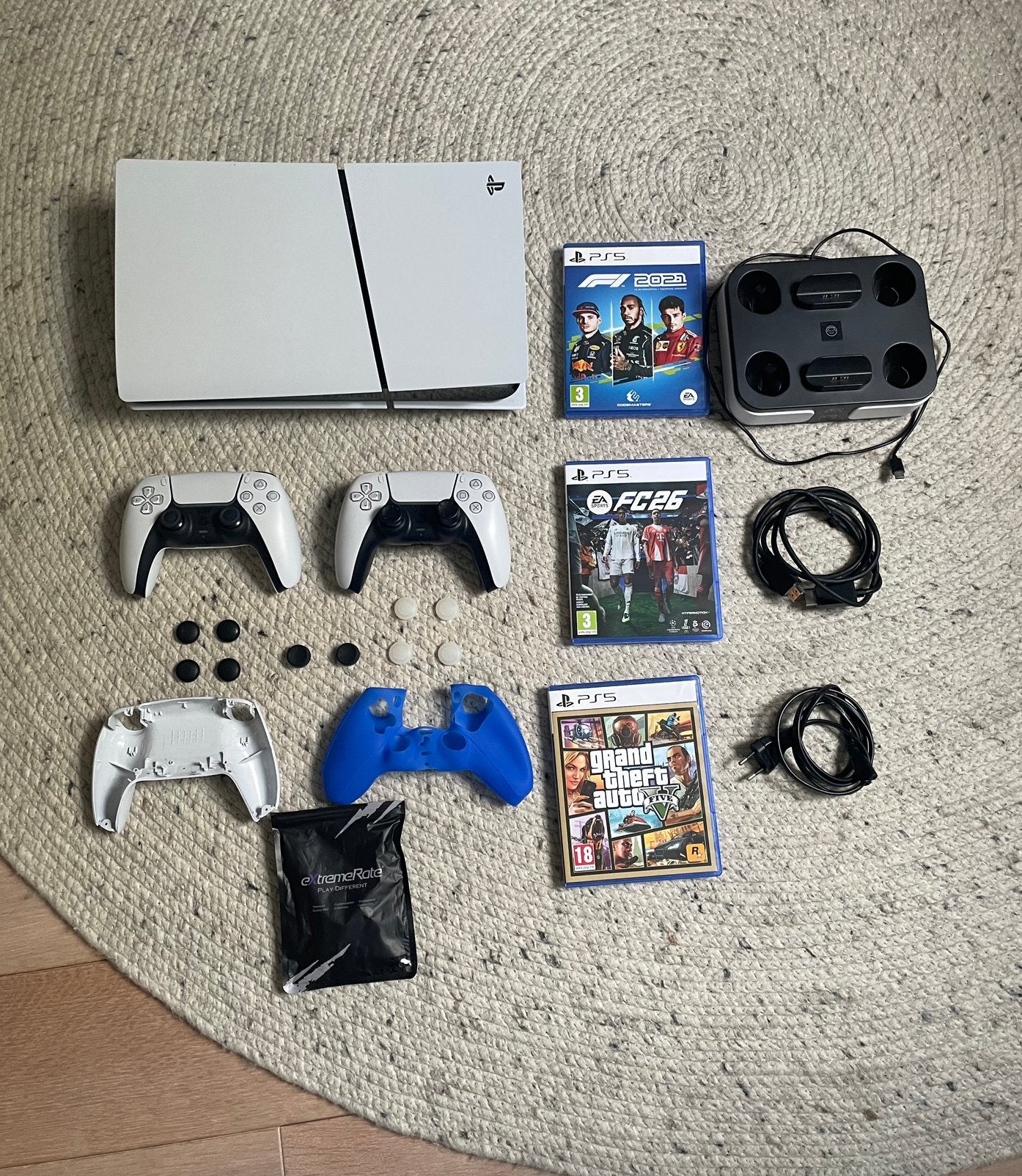 PS5 Slim disc + 2 controlers + 3 spellen + oplaadstation, Ophalen, Zo goed als nieuw