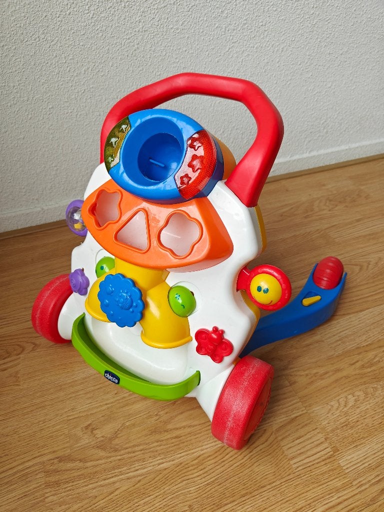 Loop karretje Chicco., Kinderen en Baby's, Speelgoed | Babyspeelgoed, Ophalen, Gebruikt, Overige typen, Met licht
