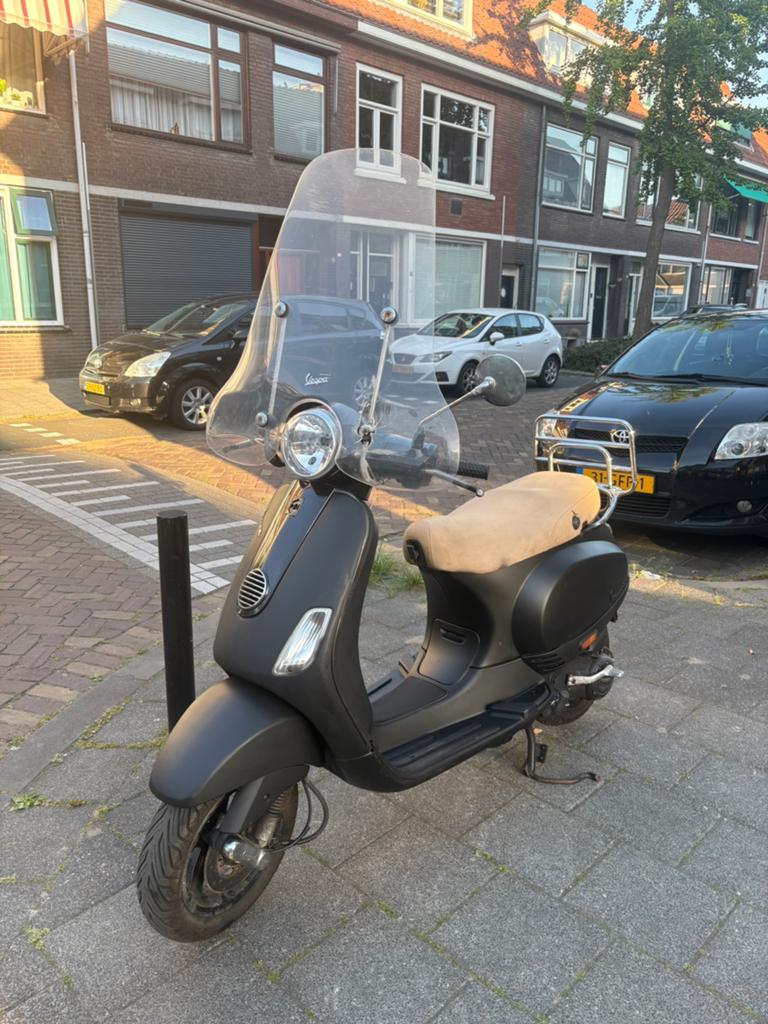 Vespa lx 50 brom, Ophalen of Verzenden, Zo goed als nieuw