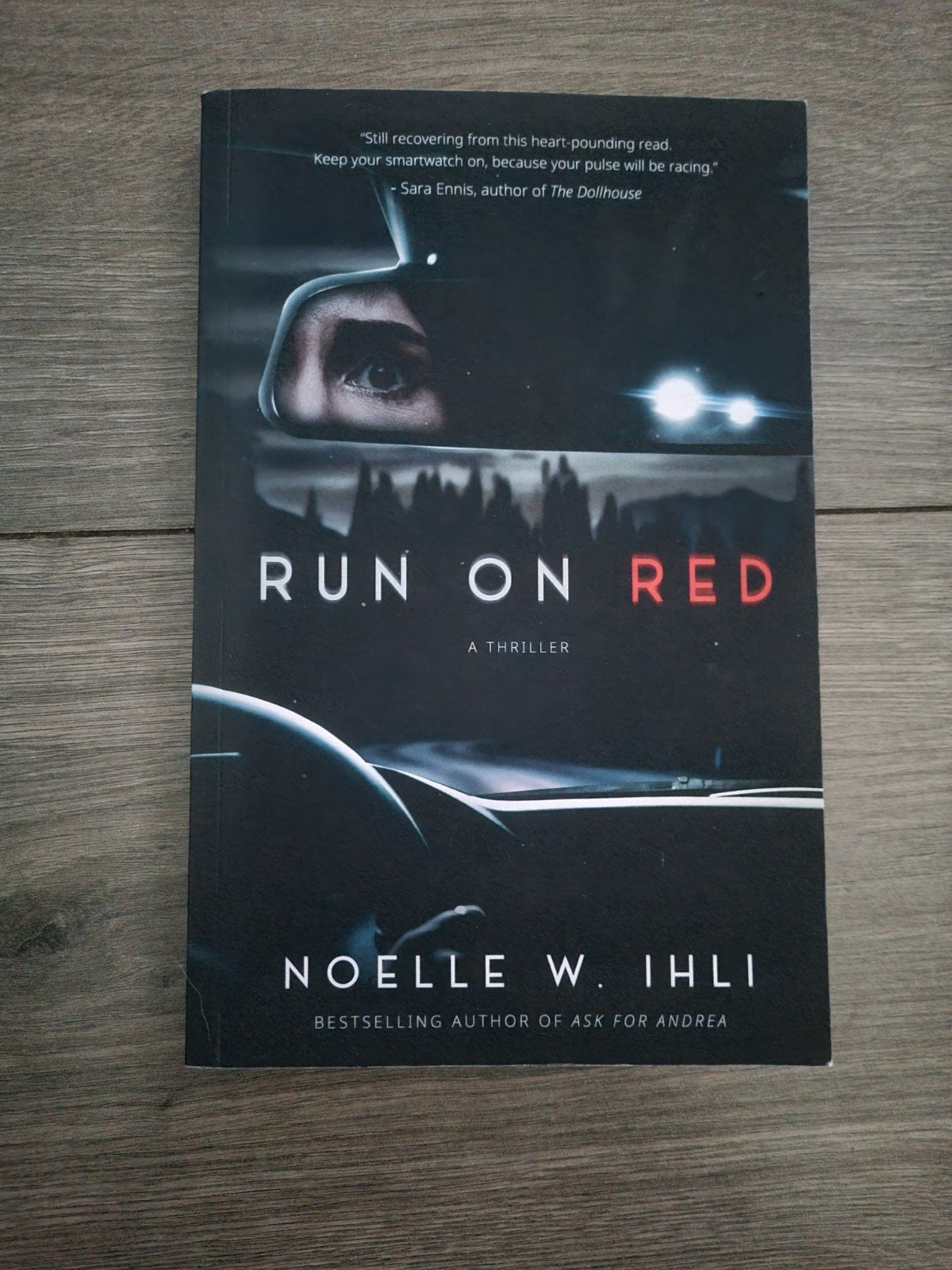 run on red, Ophalen of Verzenden, Zo goed als nieuw