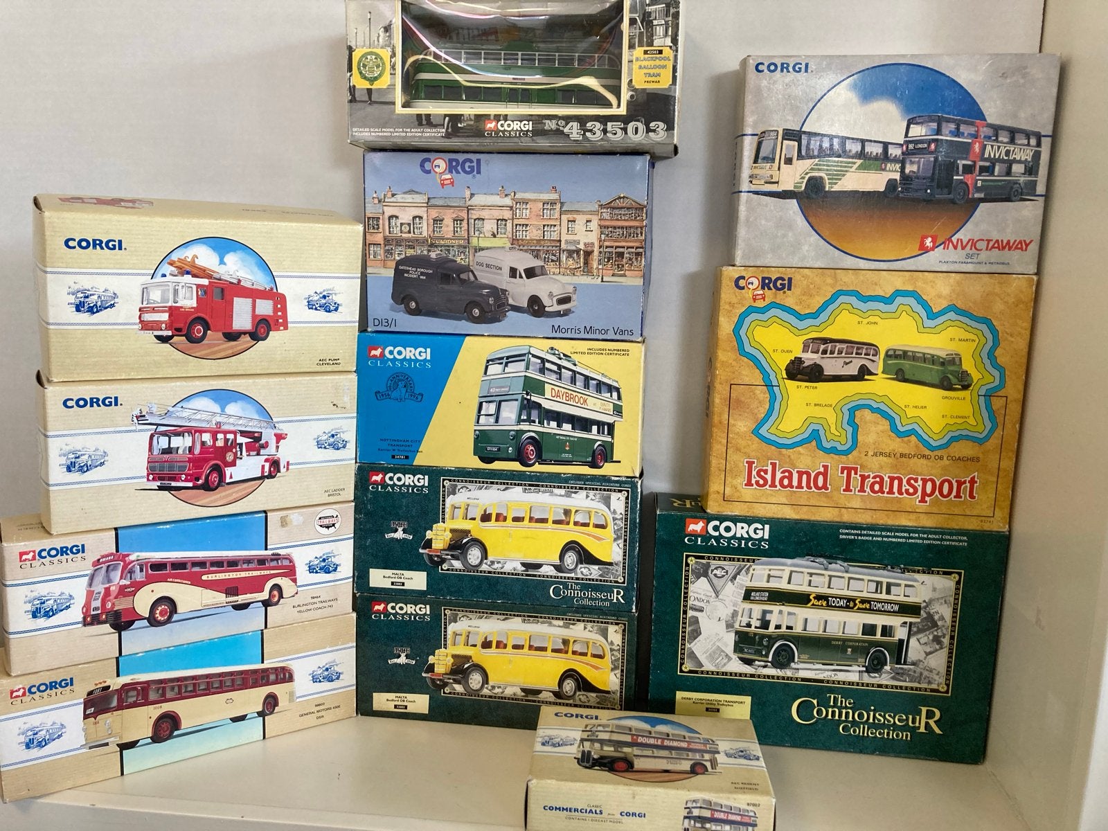 Corgi Auto's - 15 auto’s met Certificaat, Ophalen of Verzenden, Nieuw, Auto, Corgi