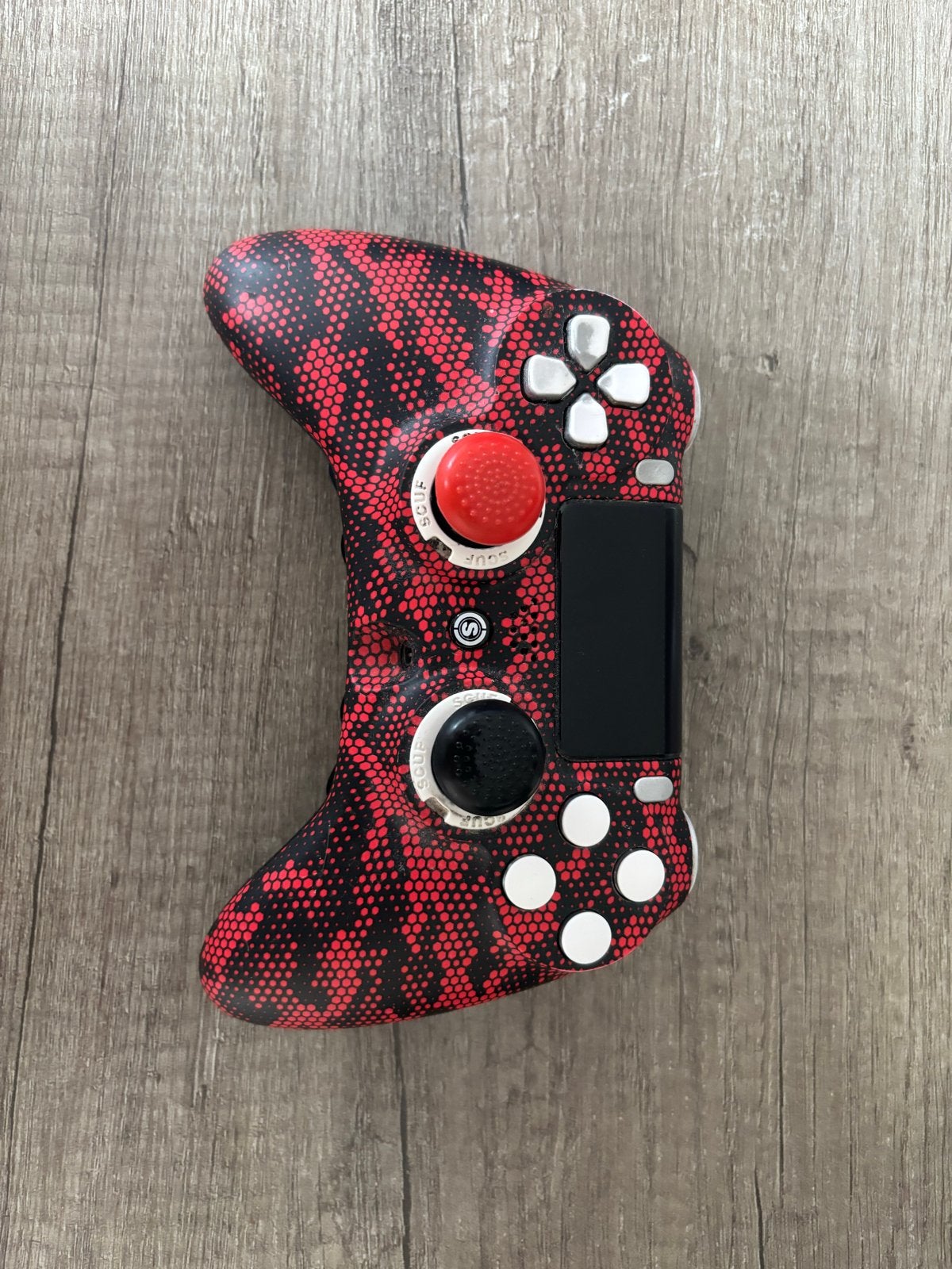 SCUF IMPACT Controller voor PlayStation 4 (PC) - Rood/Zwart, Spelcomputers en Games, Overige genres, 1 speler, Ophalen of Verzenden
