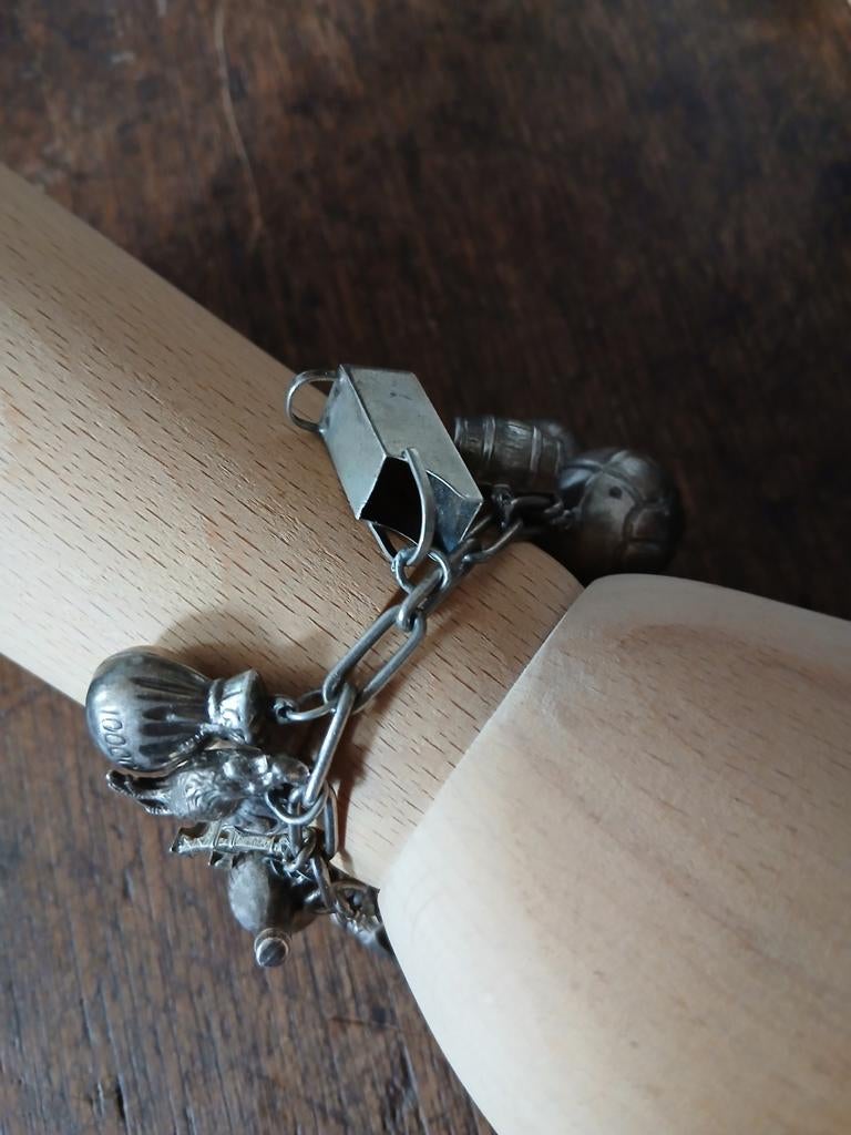 Oude Zilveren Bedelarmband  18 Bedels, Gebruikt, Ophalen of Verzenden, Met bedels of kralen, Zilver