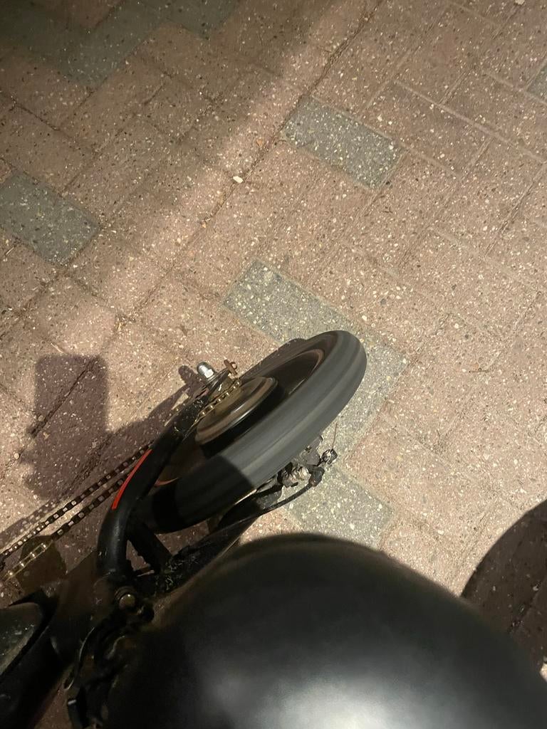 DYU elektrische fiets - accu goed, gashendel defect, Overige merken, Minder dan 30 km per accu, Gebruikt, Ophalen of Verzenden