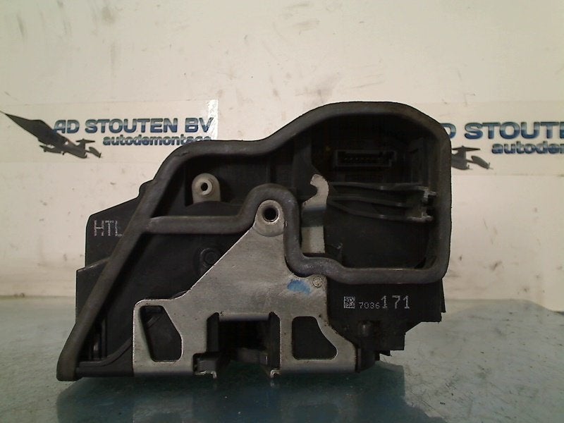 Portierslot Links Achter BMW 5 serie (E60) 2004 7036171, Gebruikt, Petuelring 130, München 80809, , Duitsland, BMW, Bayerische Motoren Werke AG