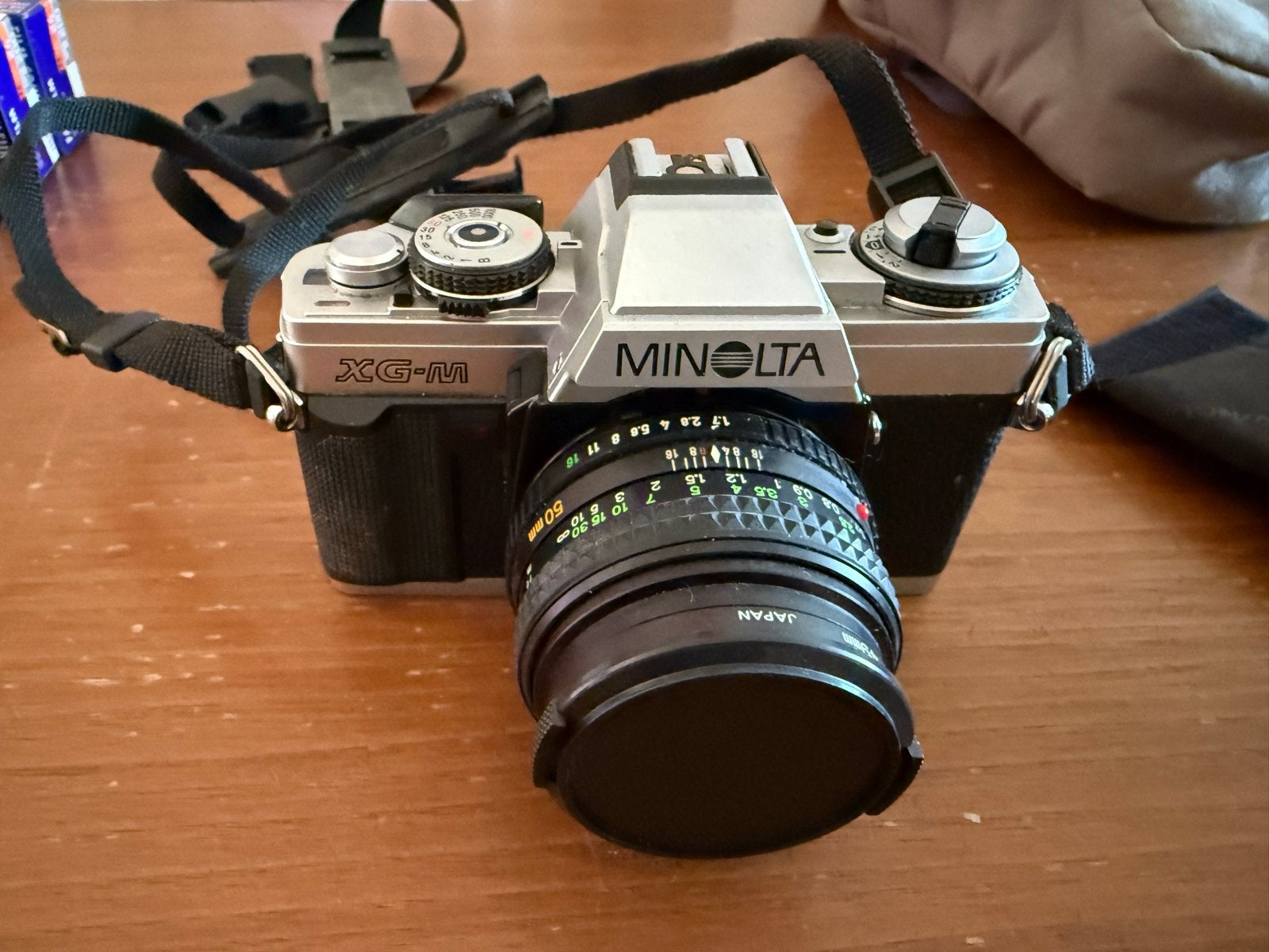 Minolta Spiegelreflex Camera XG-M met 3 Fotorolletjes, Audio, Tv en Foto, Fotocamera's Analoog, Ophalen, Gebruikt, Spiegelreflex