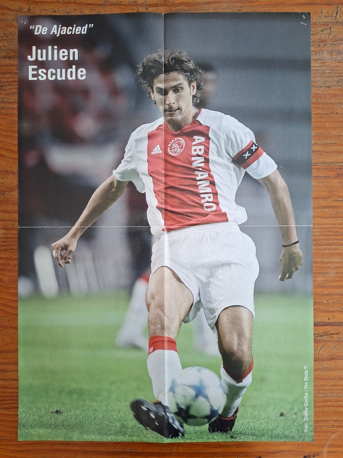 Prachtige Poster Julien Escudé (Ajax), Verzamelen, Ophalen of Verzenden, Zo goed als nieuw, Ajax, Poster, Plaatje of Sticker