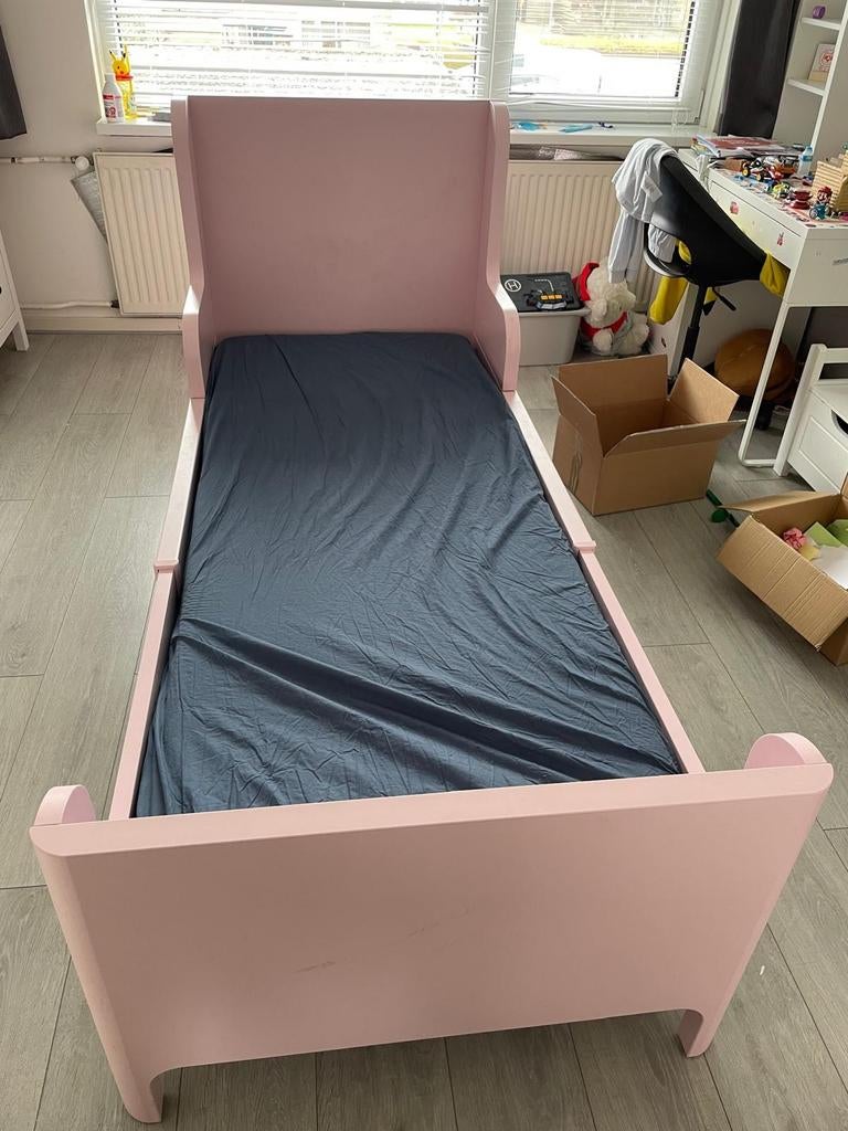 Roze BUSUNGE meegroeibed ikea zonder matras, 70 tot 85 cm, Ophalen of Verzenden, Zo goed als nieuw, Lattenbodem