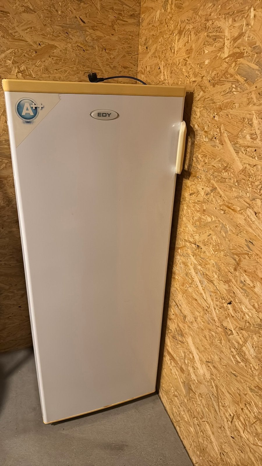 Edy vrieskast, Witgoed en Apparatuur, Gebruikt, Minder dan 60 cm, Energieklasse A of zuiniger, 140 tot 160 cm
