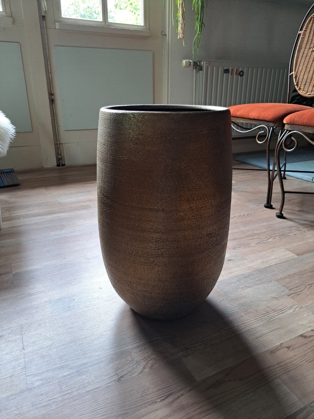 Goudkleurige Bloempot - Ø 26 cm, Hoogte 50 cm, Gebruikt, Rond, Binnen, 40 tot 70 cm