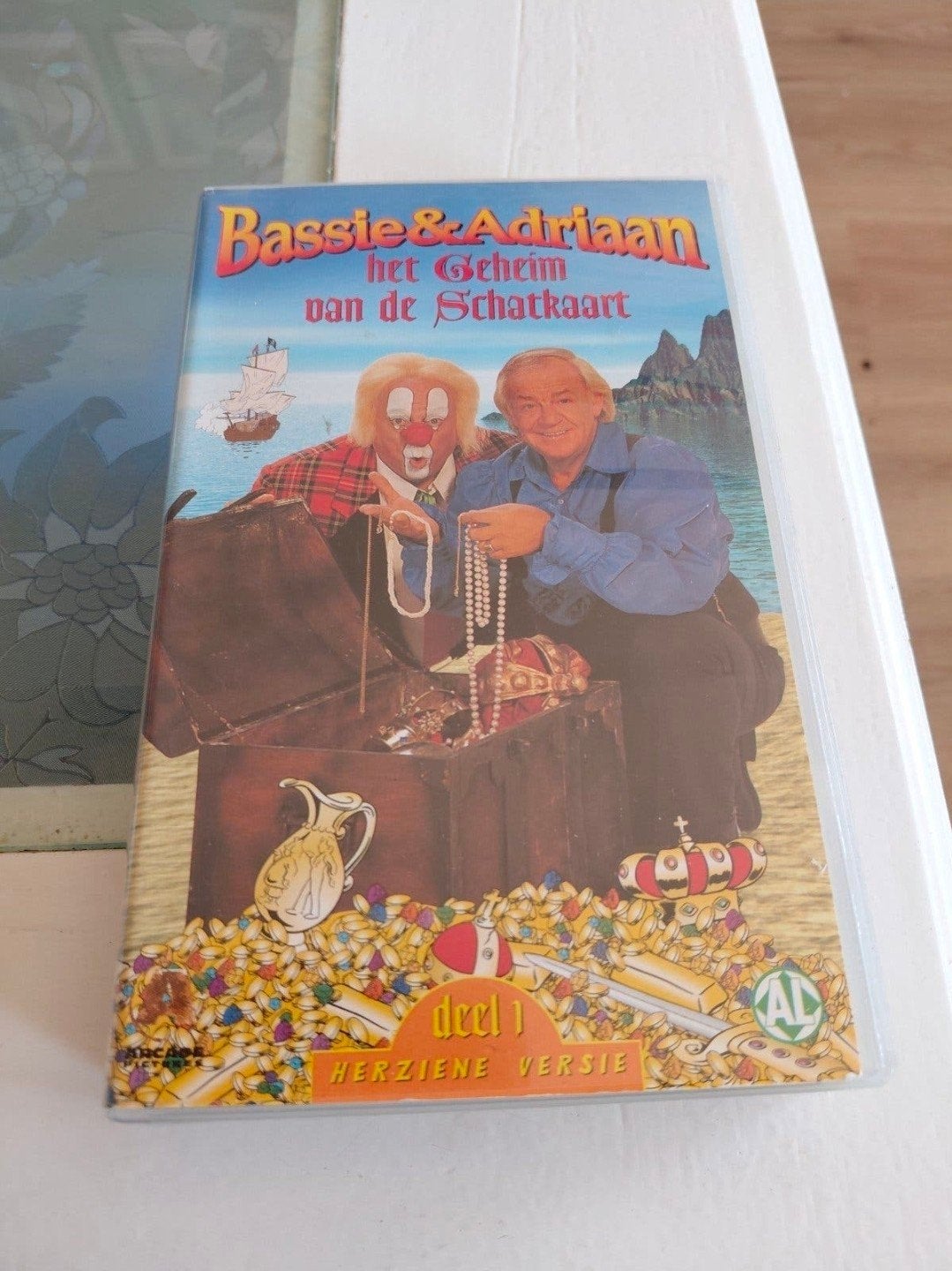 Bassie en Adriaan geheim van de Schatkaart deel 1 VHS, Ophalen of Verzenden, Gebruikt, Serie, VHS