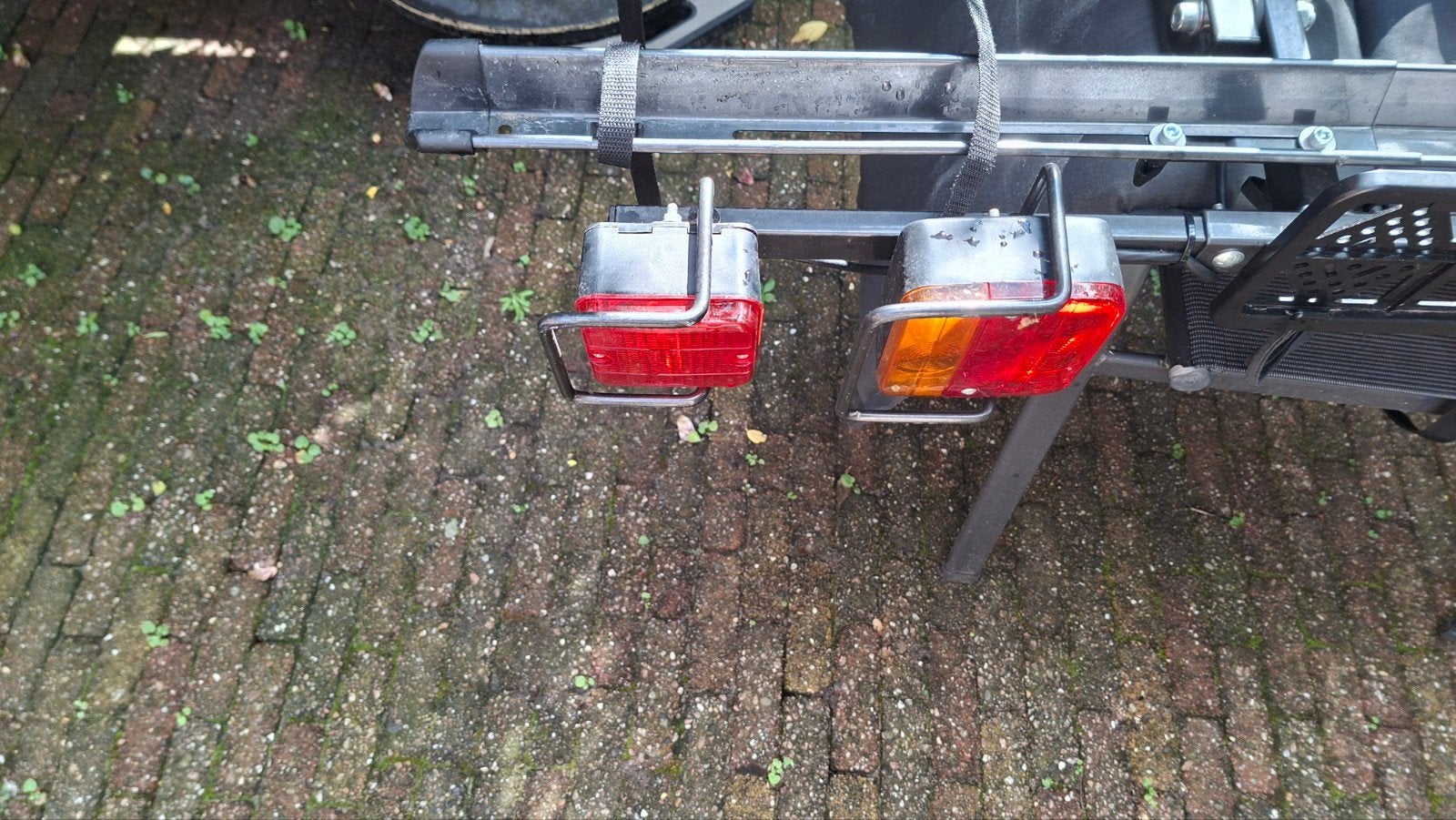 Foto 5 van Car Xtras Compact 2 Trekhaakdrager voor 2 fietsen