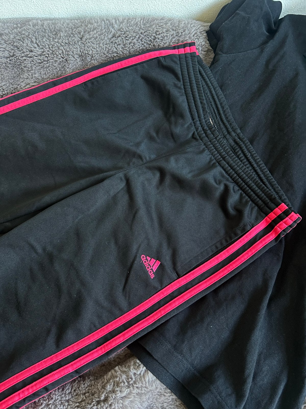 Adidas Vintage Flared Broek - Zwart met Roze Strepen, Verzenden, Gedragen, Zwart, Lang
