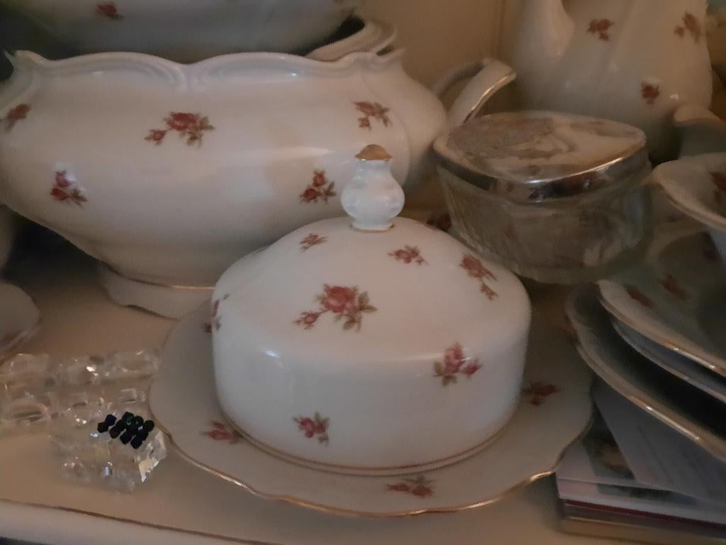 ZELDZAAM!! Botervloot Wunsiedel Bavaria vol roze roosjes, Antiek en Kunst, Antiek | Servies los, Ophalen of Verzenden