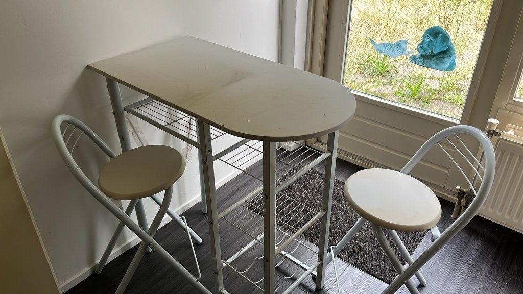Barset/sidetable met 2 krukken (nieuw), Huis en Inrichting, Ophalen, Gebruikt, Inclusief barstoelen