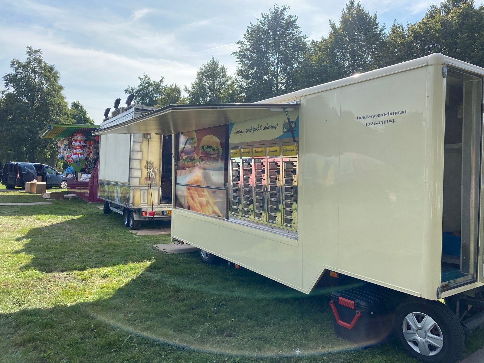 Frietwagen/Foodtruck met Ingebouwde Koel/Vriescel, Ophalen of Verzenden
