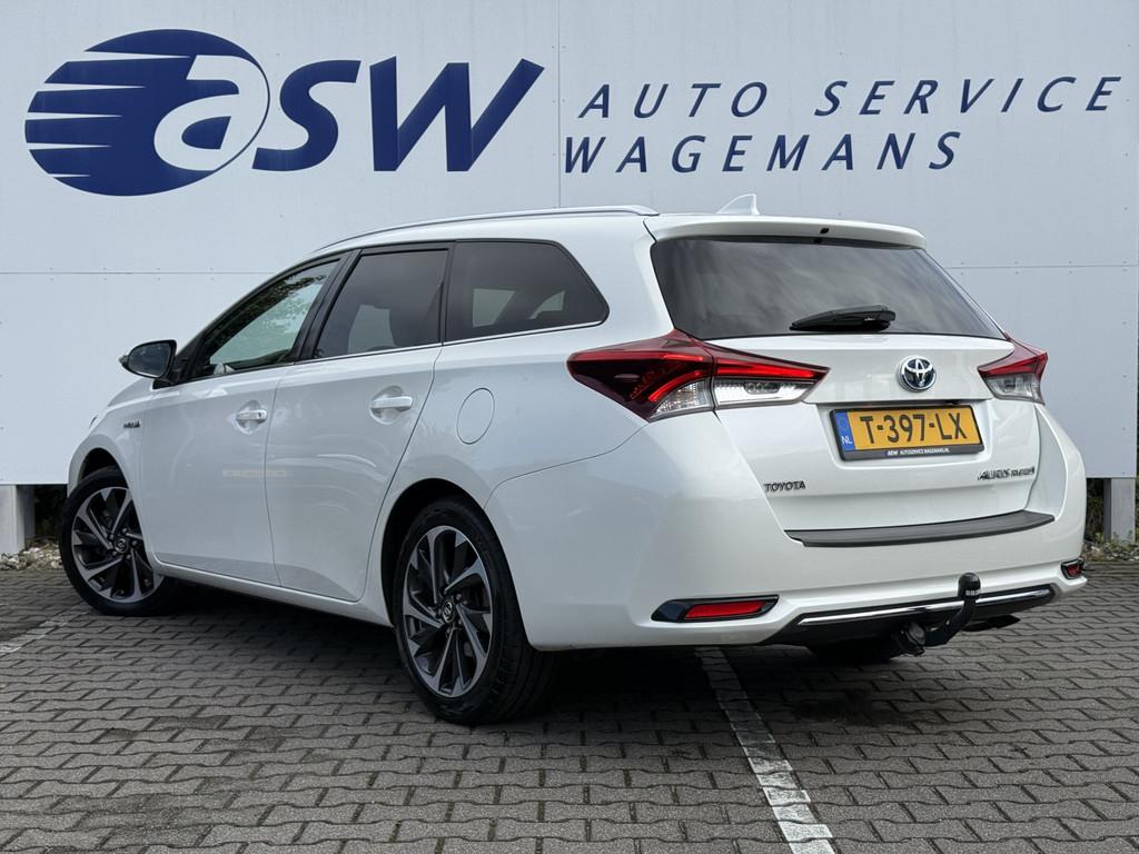 Toyota Auris Touring Sports 1.8 Hybrid Executive | Trekhaak, Gebruikt, Met garantie (alle), Wit, Hybride Elektrisch/Benzine