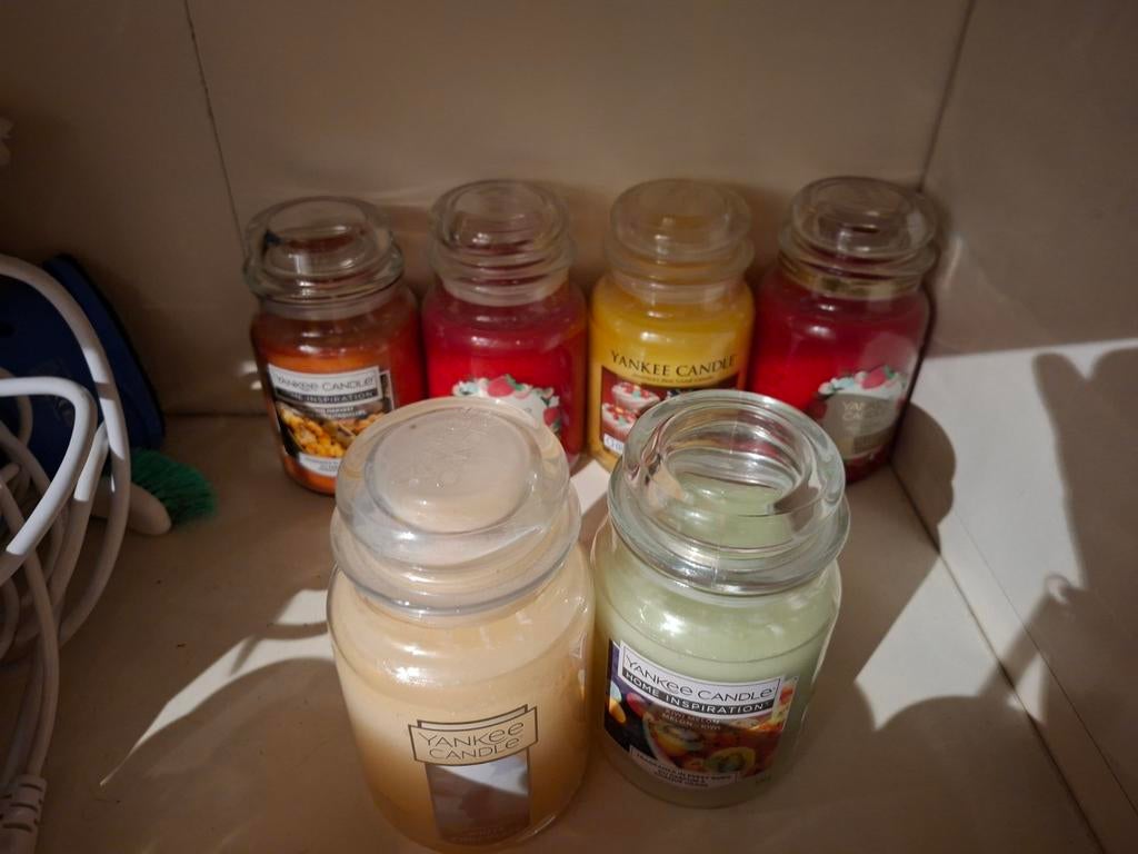 Diverse Yankee Candle medium large & enkele USA, Ophalen, Nieuw, Overige materialen, Minder dan 25 cm