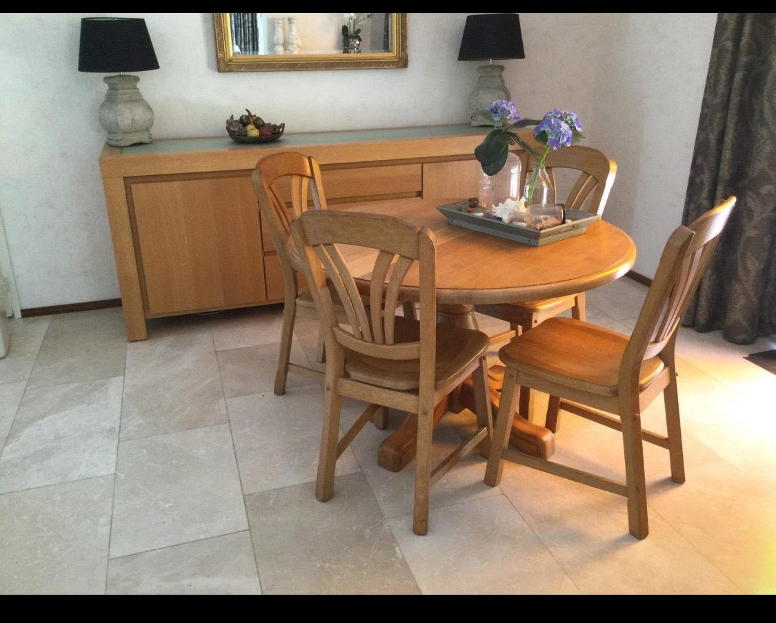 Ronde eettafel met 4 stoelen - Massief blank eiken, Ophalen, Gebruikt, 100 tot 150 cm, Vier personen