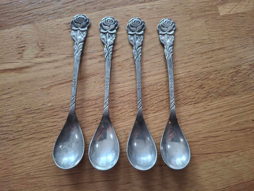4 vintage verzilverde theelepels roosdecoratie gehalte 90, Antiek en Kunst, Antiek | Bestek, Ophalen of Verzenden