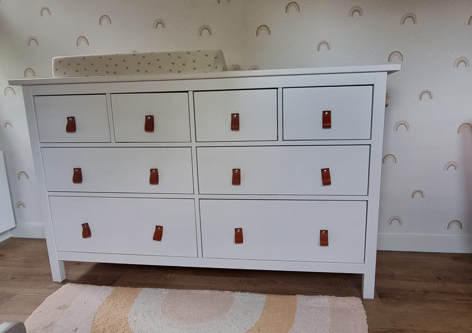 Witte commode (Ikea Hemnes ladekast) met leren handgrepen, Ophalen, Gebruikt, 50 tot 70 cm, 100 cm of meer