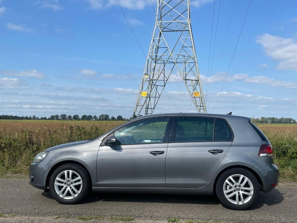 Volkswagen Golf 1.2 TSI 77KW 5D 2011 Grijs, Voorwielaandrijving, 4 cilinders, 610 kg, 49 €/maand
